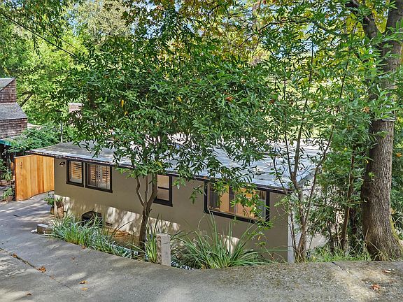 2nd image of 140 Francis Avenue