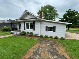 553 W Water St, Flemingsburg, KY 41041