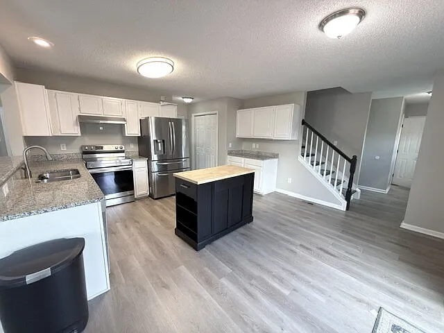 8 Melrose Ct — Photo 13