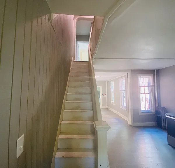 144 W Jackson St #A — Photo 9