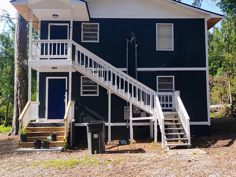 3318 Winn Dr #B — Photo 1