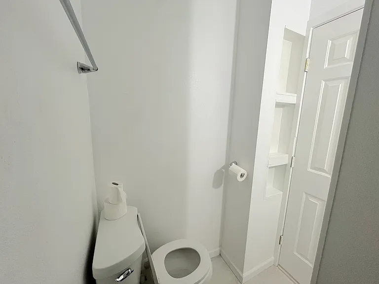 4110 Whitman Ave N #14 — Photo 9