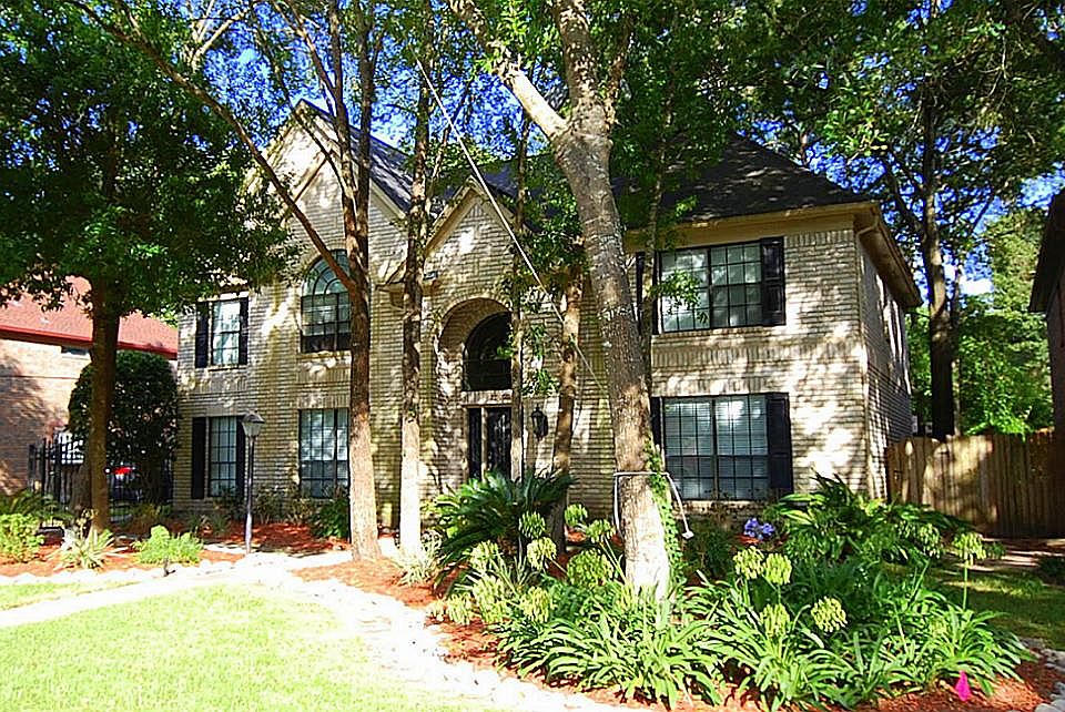 1st image of 15622 Hermitage Oaks Dr