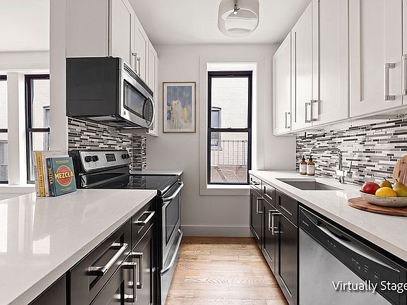 3rd image of 41 Clarkson Ave APT 3H