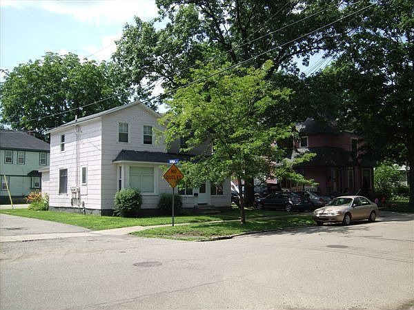 516 Locust