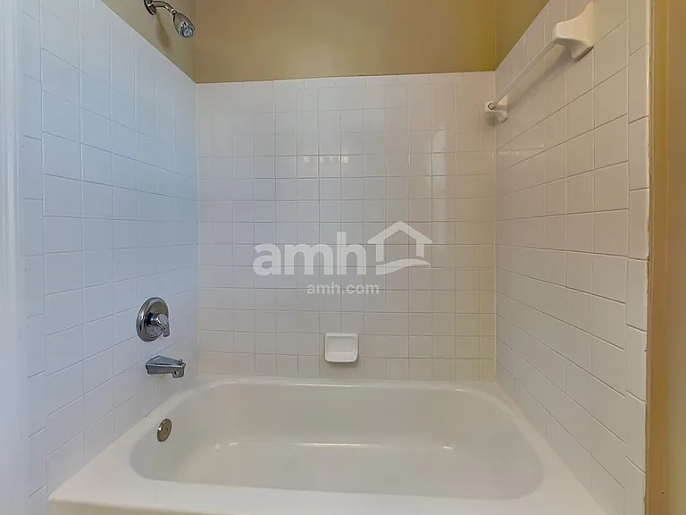 7451 Holyoke Cir — Photo 19