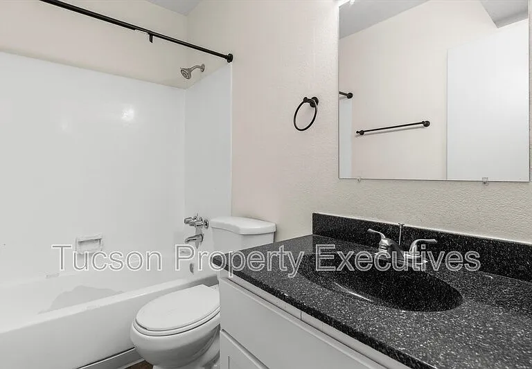 319 E Mohave Rd #206 — Photo 14