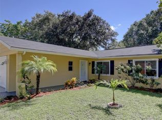 12448 Montara Dr, Largo, FL 33773