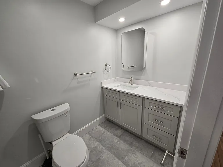 94 Beaconsfield Rd #201 — Photo 7
