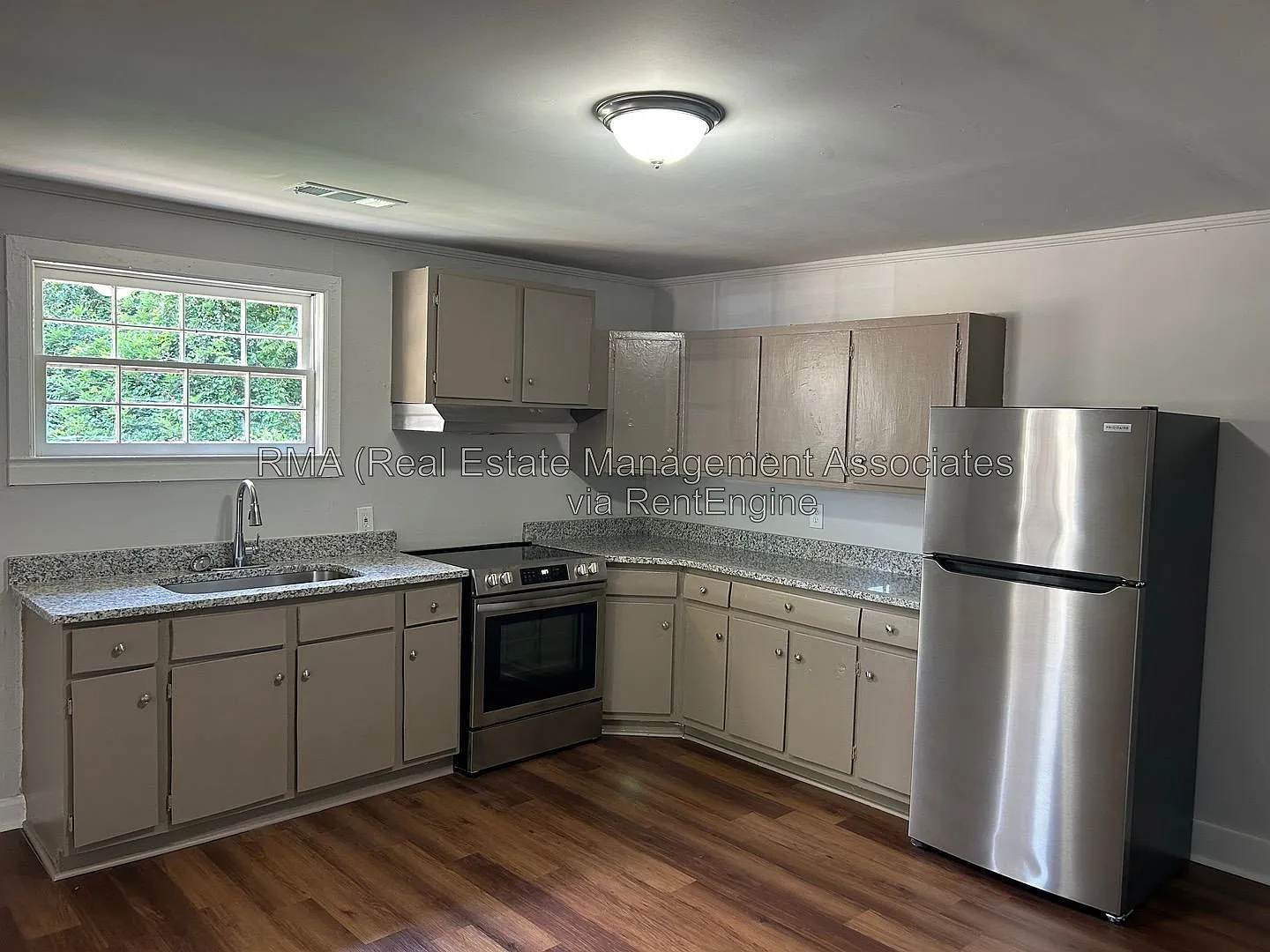 2 bed, 1.0 bath, 875 sqft, $1,000 — Photo 3
