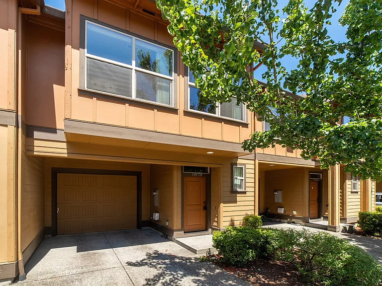 19795 Athena Ct — Photo 4