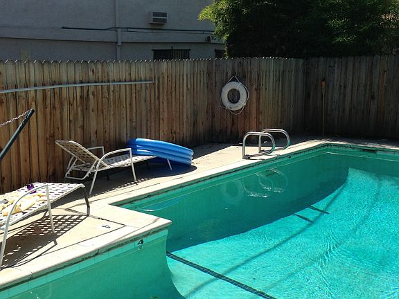 3rd image of 4238 Mary Ellen Ave APT 4