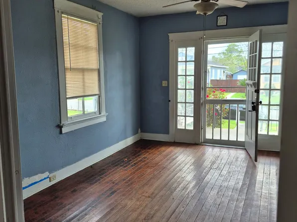 2737 Wisteria St, New Orleans, LA 70122