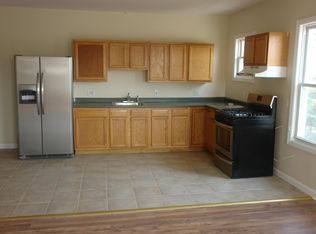 1131 Stratford Ave #3E, Bridgeport, CT 06607