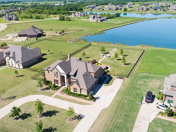 4th image of 2125 Hodges Lake Dr