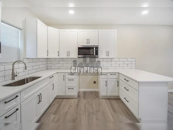 614 Parkway Ave — Photo 9