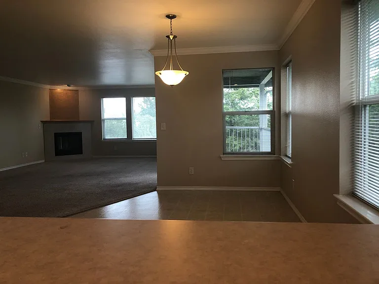 338 E Bellis Fair Pkwy #201 — Photo 5
