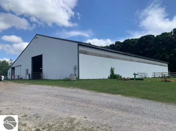 0 Shumaker Rd, Bellaire, MI 49615