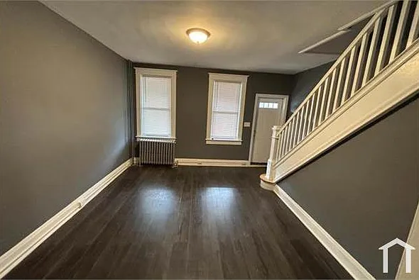 3 bed, $1,800 — Photo 3