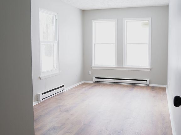 5th image of 95 Buffalo St APT 8