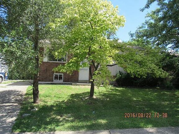 2nd image of 3422 Bremen St