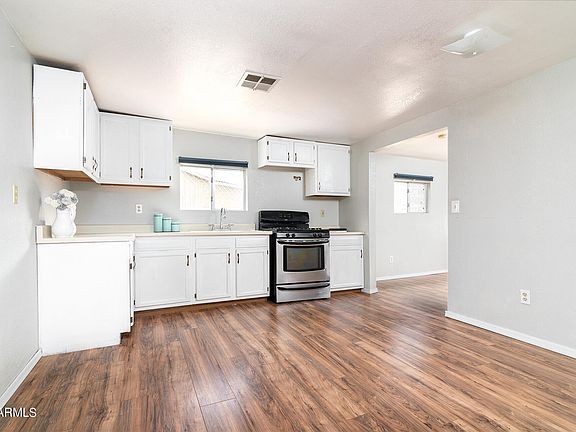 5th image of 63 W McKelveyville Street