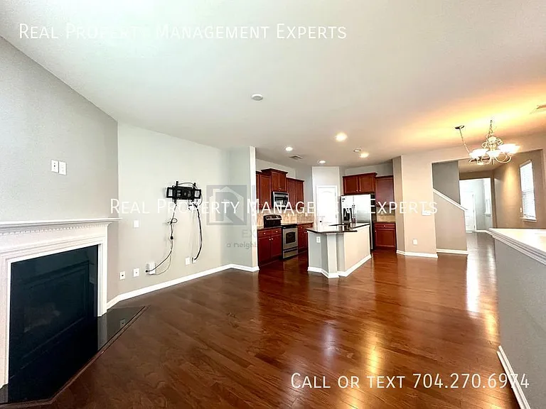 13102 Heath Grove Dr — Photo 5