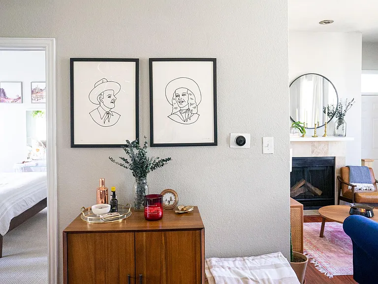 1818 N Fitzhugh Ave #8 — Photo 5