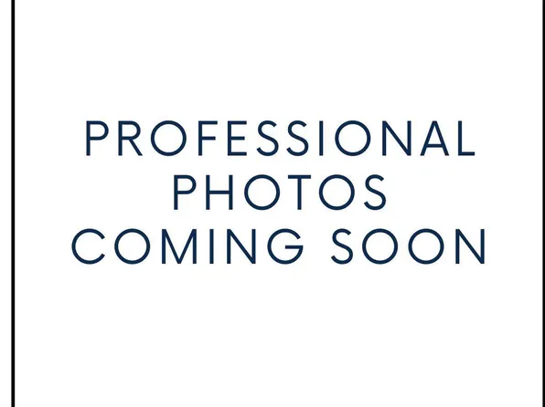 6111 Martins Landing Ct, Burke, VA 22015