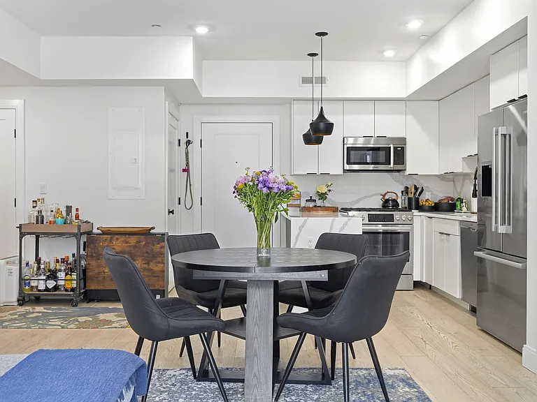 101 Condor St #205 — Photo 10