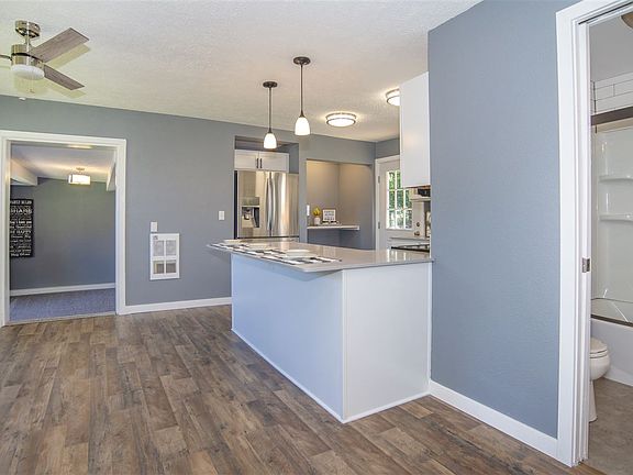 5th image of 14020 E Rockwell Ave