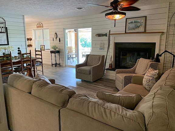 5th image of 7610 SE Eagle Ln