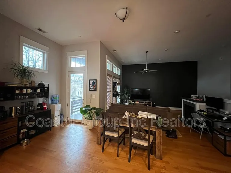 4635 Pleasant Ave #D — Photo 46