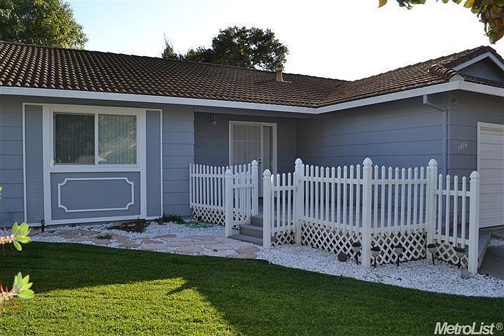 1st image of 1016 Summerview Dr