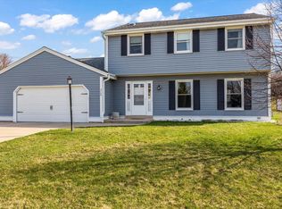 5755 W Upham Ave, Greenfield, WI 53220