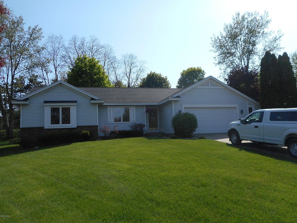 1st image of 5636 Vista De Oro Ct NE