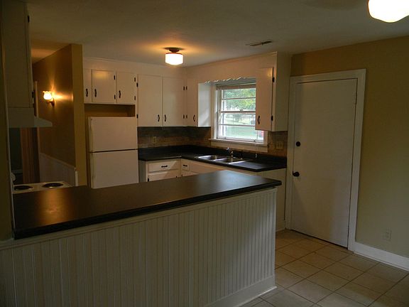 4th image of 857 Old Hickory Blvd
