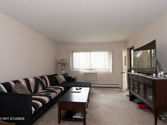 4th image of 120 Collen Dr #4-208