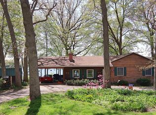 8806 N Dix Dr, Milton, WI 53563