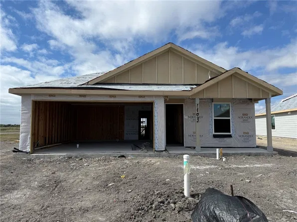 1103 Athena Dr, Portland, TX 78374