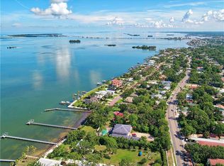 1530 Bayshore Blvd, Dunedin, FL 34698