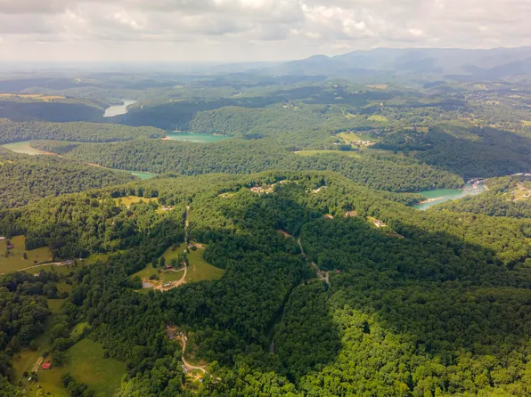 S Sudenny Ln, La Follette, TN 37766