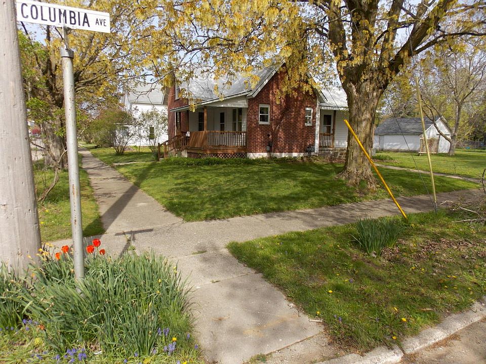 1st image of 209 E Broadway Ave