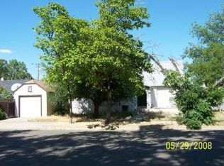 1222 Q St, Newman, CA 95360