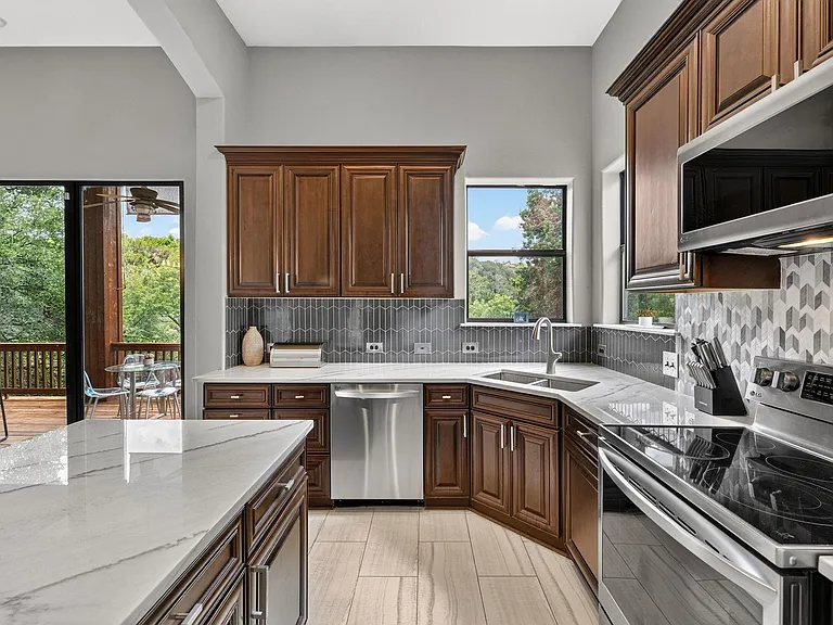 2801 Manitou Dr — Photo 11