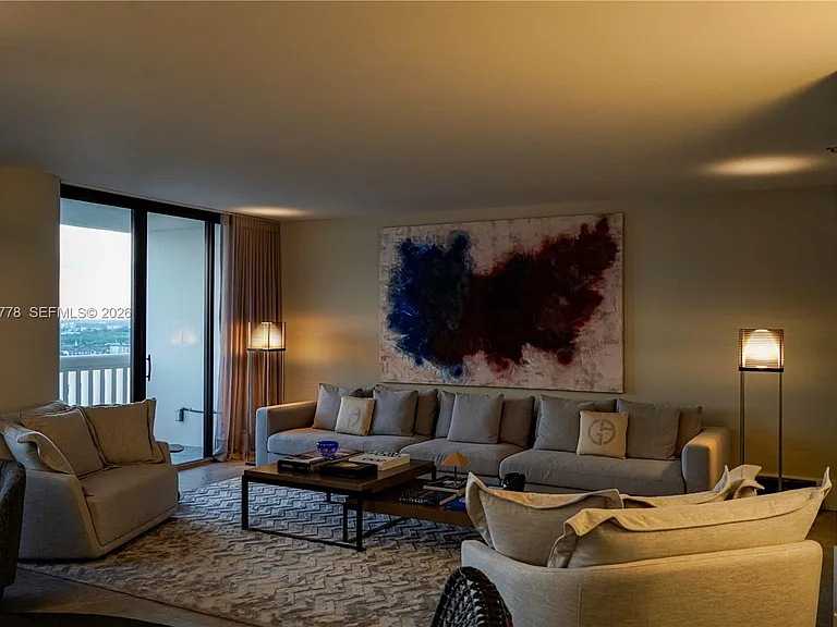 2000 Island Blvd #2404 — Photo 34