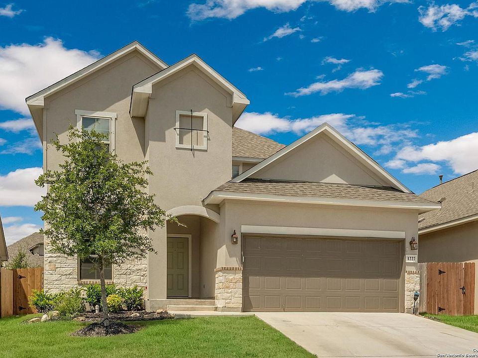 2nd image of 1227 Loma Ranch