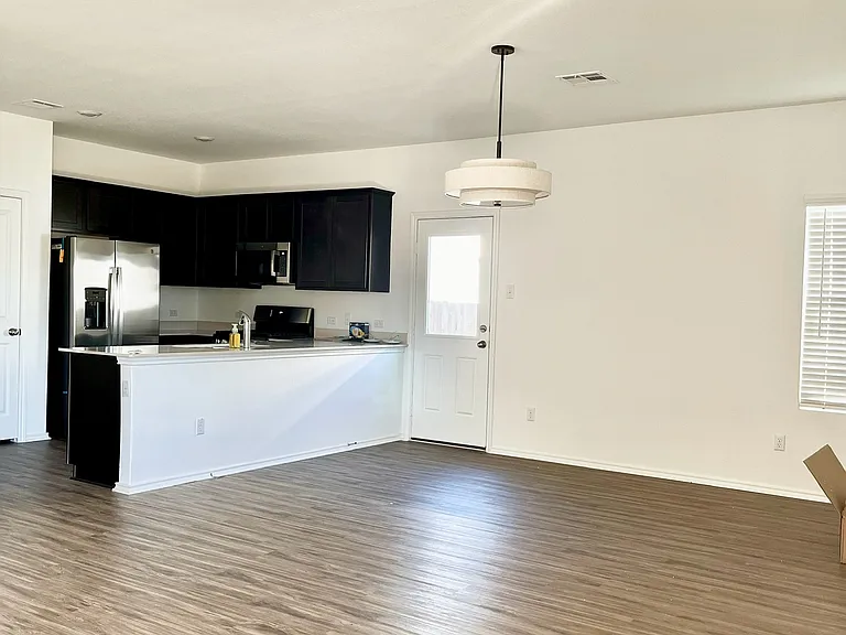 213 Geode Gln — Photo 2