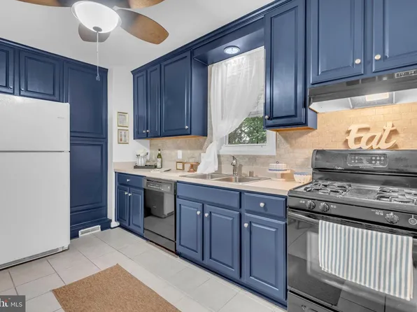 112 2nd Ave S, Glen Burnie, MD 21061