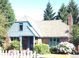 3208 NE 90th St, Seattle, WA 98115